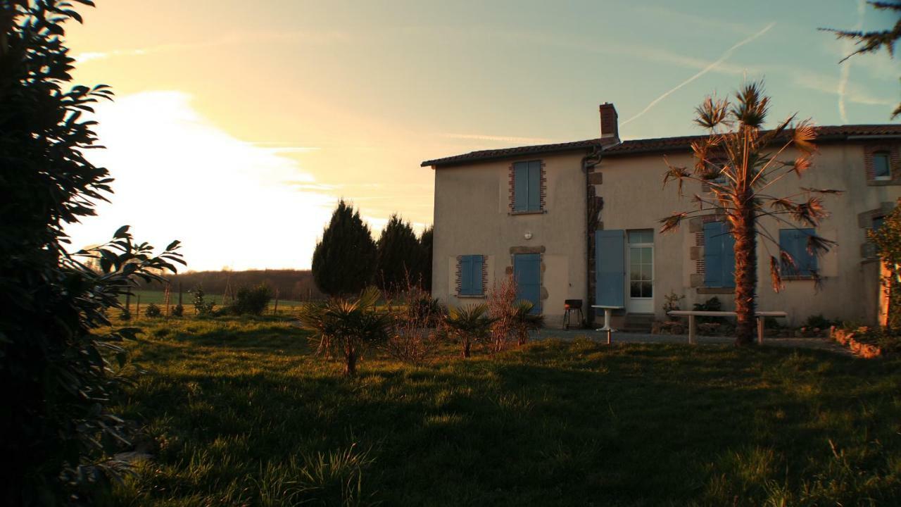 Le Beugnon Villa La Pommeraie-sur-Sevre Exterior photo